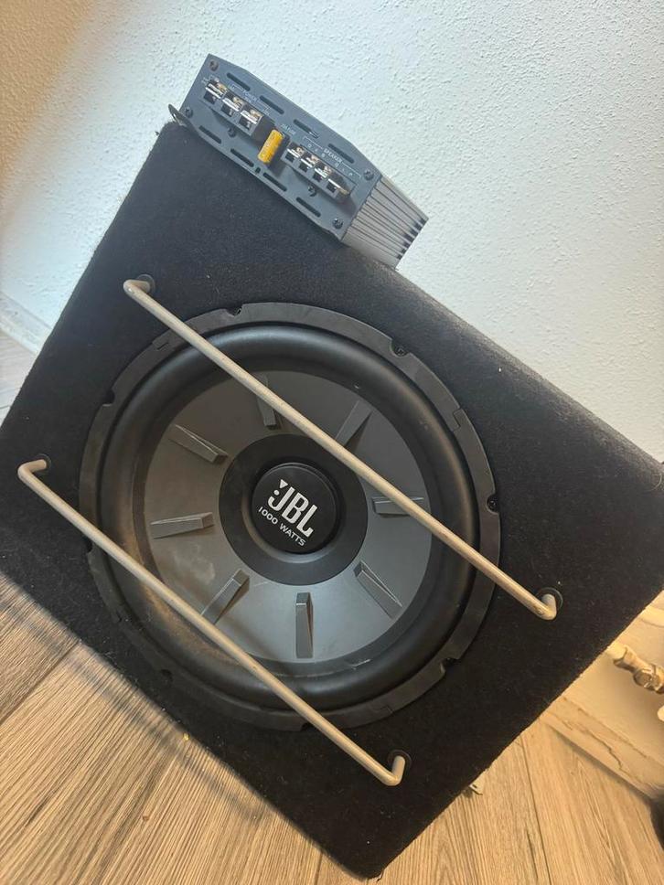 JBL Subwoofer met Versterker, Auto diversen, Autospeakers, Gebruikt, Ophalen