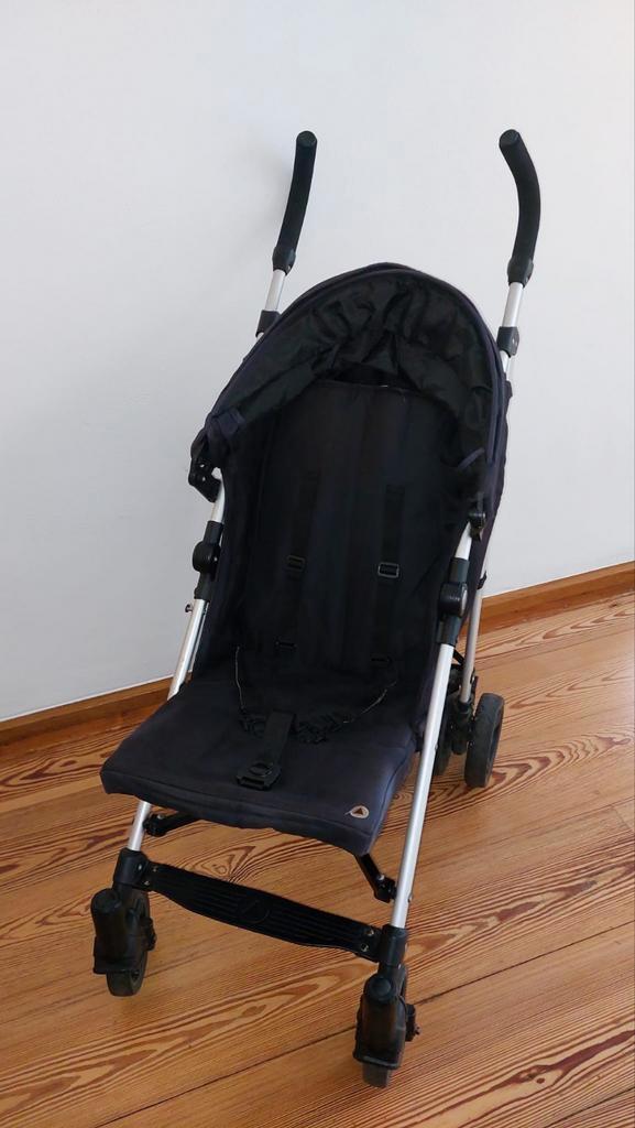 Nette stevige zwarte Topmark buggy, Kinderen en Baby's, Buggy's, Zo goed als nieuw, Overige merken, Zonnekap, Ophalen