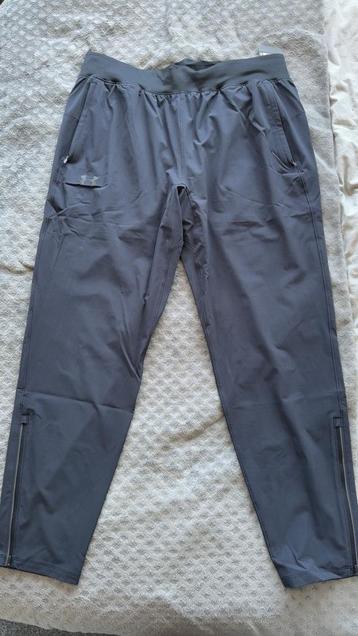 Under Armour Outrun the Storm Trainingsbroek – Zwart maat XL beschikbaar voor biedingen