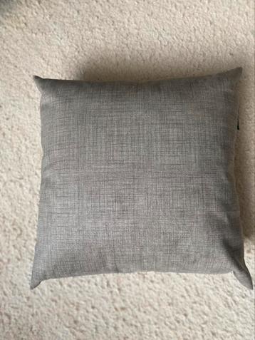 Alcantara By Winter Home sierkussen khaki, 45x45 cm beschikbaar voor biedingen