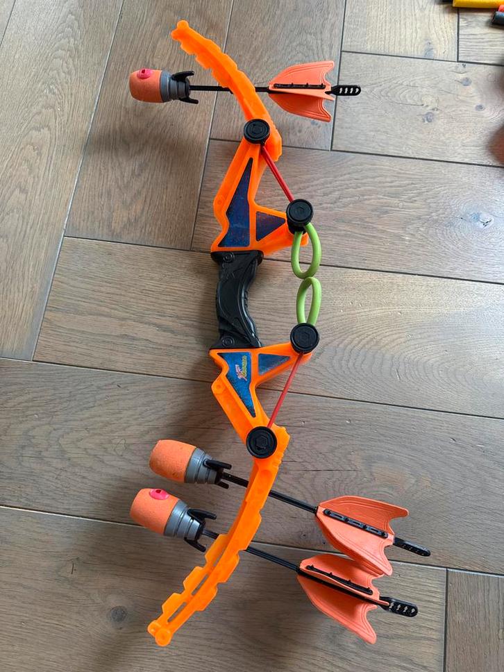 Boog met Fluitende Pijlen - Buitenspeelplezier!, Kinderen en Baby's, Speelgoed | Buiten | Actiespeelgoed, Gebruikt, Ophalen of Verzenden