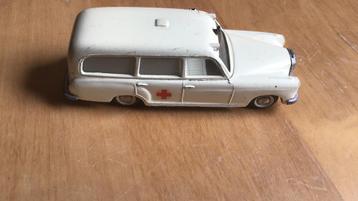 TEKNO DENMARK MERCEDES 220 S AMBULANCE LICHT BESPEELD beschikbaar voor biedingen