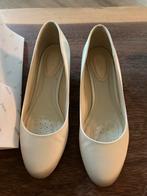 Nette, comfortabele trouwschoenen met hakje, Kleding | Dames, Trouwkleding en Trouwaccessoires, Ophalen of Verzenden, Gedragen