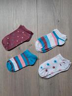 4 paar sokken enkelsokken paars wit rood stippen maat 27-30, Kinderen en Baby's, Kinderkleding | Schoenen en Sokken, Meisje, Ophalen of Verzenden