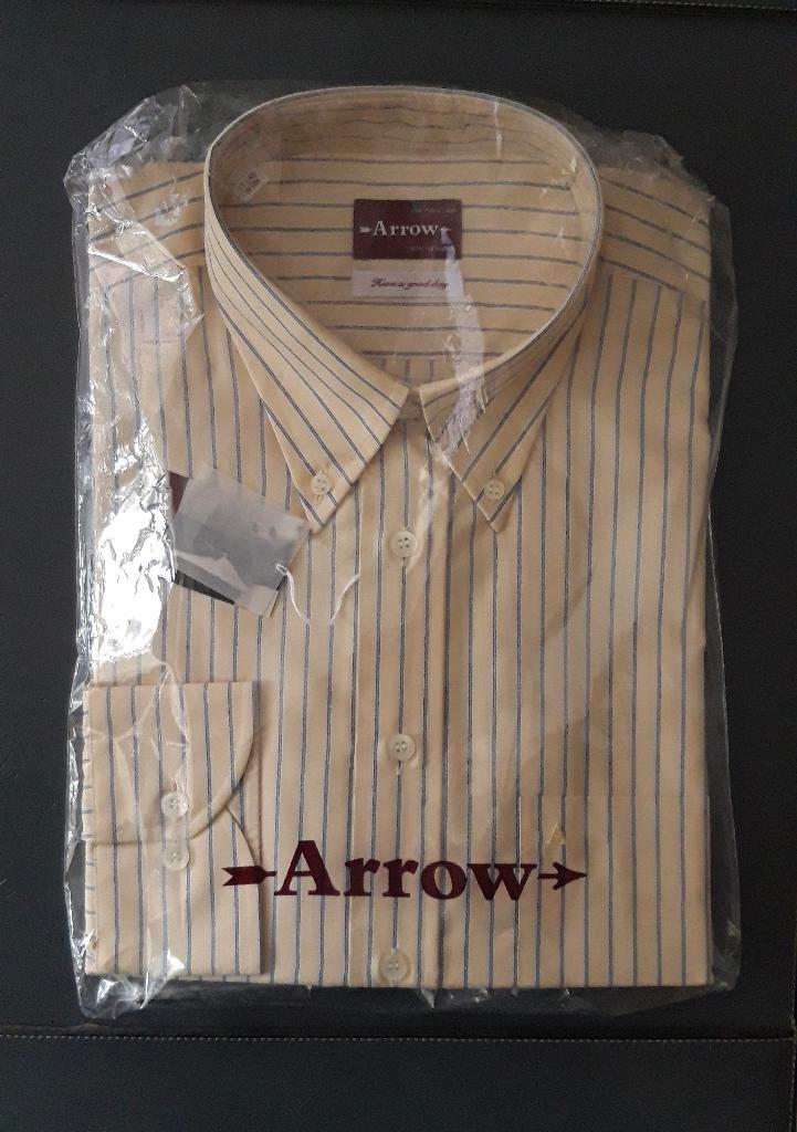 Maat 43 Mosterd Geel Arrow vinted overhemd nog in verpakking, Kleding | Heren, Overhemden, Nieuw, Halswijdte 43/44 (XL), Overige kleuren