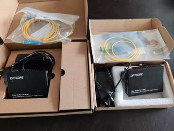 2x optcore fiber media converter 10/100/1000 beschikbaar voor biedingen