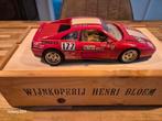 Burago Ferrari 348 tb 1989 1:18 (beschadigd), Hobby en Vrije tijd, Modelauto's | 1:18, Ophalen of Verzenden