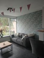 Mooie grijze bank, Huis en Inrichting, Banken | Bankstellen, Ophalen, Tweepersoons, 75 tot 100 cm, Zo goed als nieuw