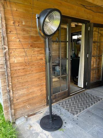 Sunred RSS19 black terrasverwarmer beschikbaar voor biedingen