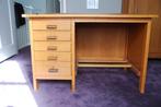 Bureau uit de jaren 50, Ophalen