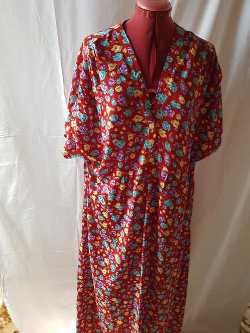 Uniek Maxi jurk maat 46/48, Kleding | Dames, Jurken, Nieuw, Maat 46/48 (XL) of groter, Rood, Onder de knie, Verzenden
