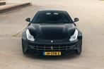 Ferrari FF 6.3 V12 661PK 2011 Zwart, Auto's, Automaat, Euro 5, 6262 cc, Zwart