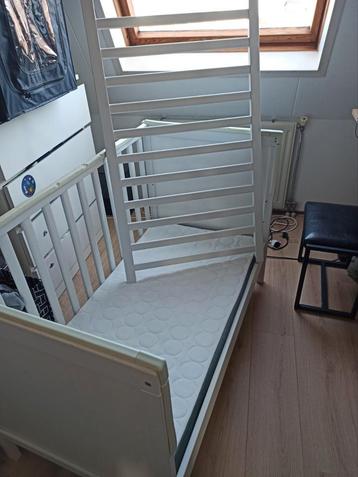 Ledikant + Matras - Klaar voor gebruik! beschikbaar voor biedingen