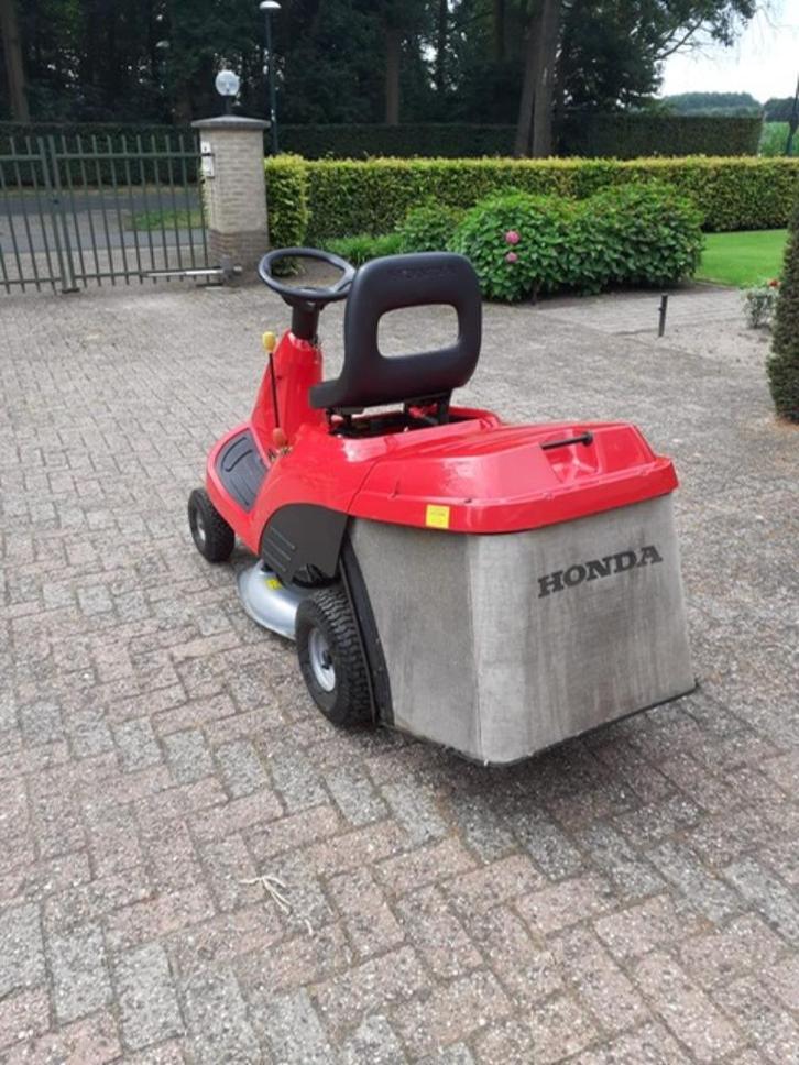 Grasmaaier / zitmaaier, Tuin en Terras, Grasmaaiers, Zo goed als nieuw, Benzine-grasmaaier, 50 cm of meer, Cirkelmaaier, Elektrische starter