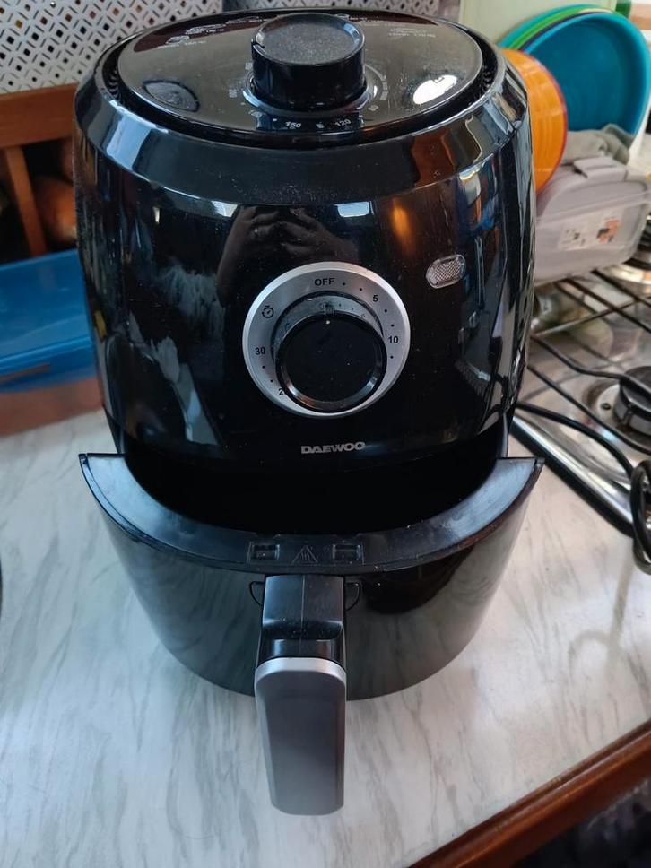 Te koop Airfryer Daewoo, Witgoed en Apparatuur, Airfryers, Gebruikt, Airfryer, Minder dan 750 gram, Ophalen of Verzenden
