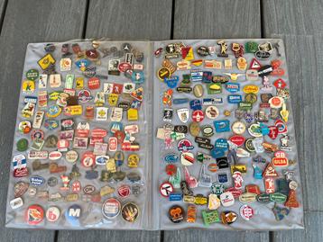 Collectie originele vintage speldjes uit de jaren ’60. beschikbaar voor biedingen