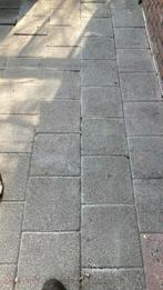 30x30 tegels GRATIS, Gebruikt, Ophalen of Verzenden, 10 m² of meer, Beton