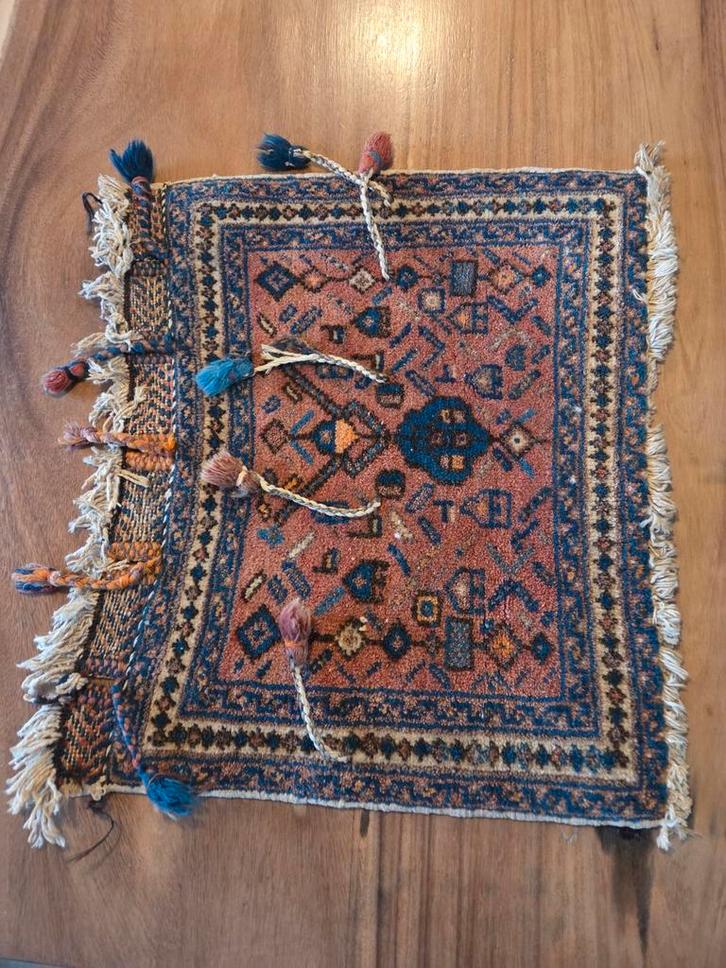 Perzisch kleedje  /  kamelenzak, Antiek en Kunst, Antiek | Kleden en Textiel, Ophalen of Verzenden