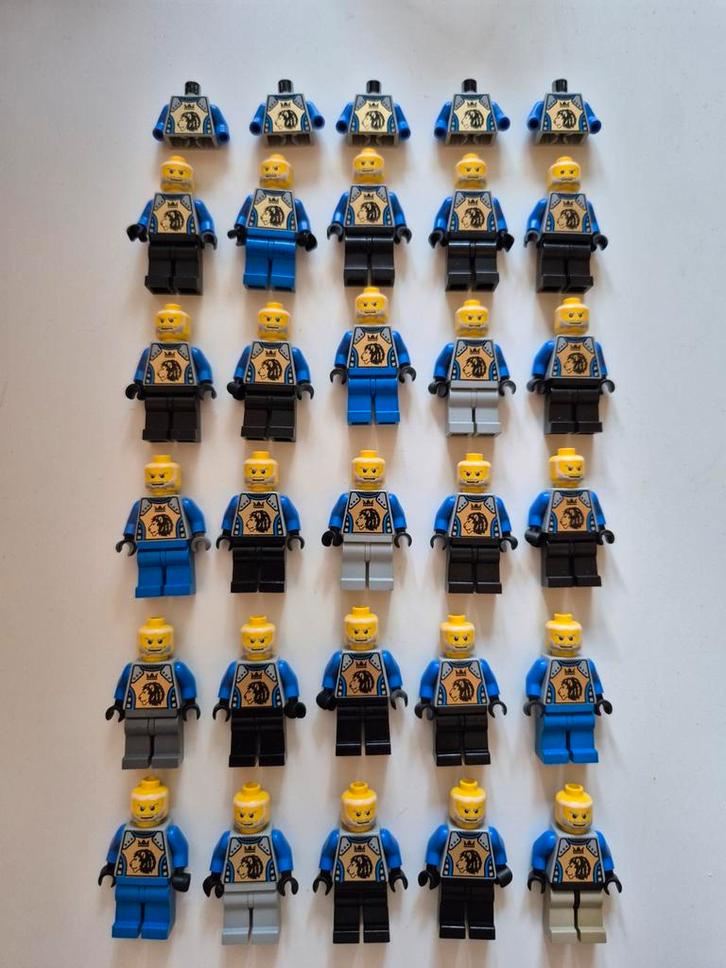 Lego Castle Koning Mathias- 30 Minifiguren en torso's, Kinderen en Baby's, Speelgoed | Duplo en Lego, Gebruikt, Lego, Losse stenen