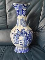 Vintage oosters japans blauw wit porseleinen trompet vaas, Antiek en Kunst, Antiek | Porselein, Ophalen of Verzenden