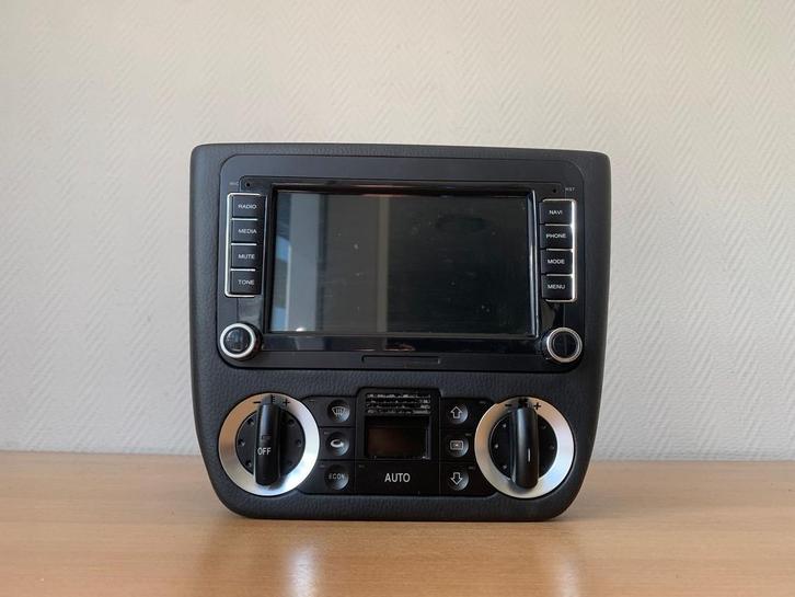 radio schermradio voor audi TT 1998 - 2007 ( imitatie merk ), Auto diversen, Autoradio's, Ophalen of Verzenden