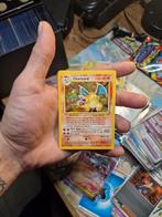 Charizard Holo 4/102 Base Set 1999 Wotc nr2, Hobby en Vrije tijd, Verzamelkaartspellen | Pokémon, Ophalen of Verzenden, Zo goed als nieuw
