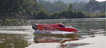 F1 BRUSHLESS Race Boot Race Catamaran 45 - 50 km/h. RTR beschikbaar voor biedingen