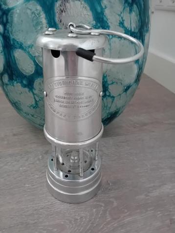 British mijnwerkerslamp / stormlamp / oillamp beschikbaar voor biedingen