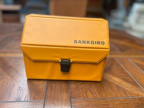 Vintage Bankgiro geldtas – jaren ’70 – gele geldkoffer, Antiek en Kunst, Antiek | Overige Antiek, Ophalen of Verzenden
