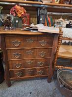 Prachtig oud ladenkastje, Ophalen