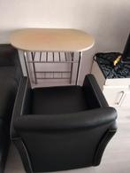 Tafel en stoel mooi allebei 15 €ophalen Delft, Huis en Inrichting, Stoelen, Ophalen of Verzenden