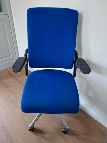 €75 Grahl Xenium Verstelbare Ergonomische Bureaustoel Blauw  beschikbaar voor biedingen