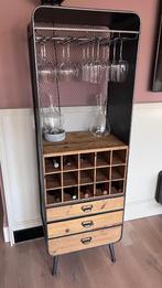 Dutchbone Wijnkast – stoer metaal, warm hout, Ophalen, 5 tot 15 flessen, Zo goed als nieuw, 75 cm of meer