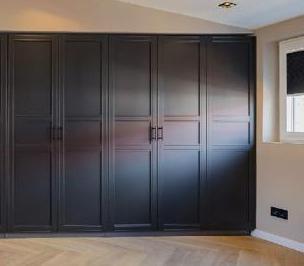 PAX kast zwart – 2,5 meter – IKEA – in goede staat beschikbaar voor biedingen