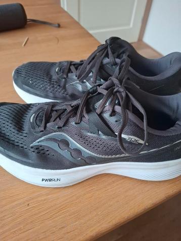 Saucony Ride hardloopschoenen - Maat 42.5 beschikbaar voor biedingen