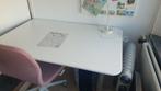 Bureau ikea bekant met bureaustoel, Huis en Inrichting, Bureaus, Ophalen, Zo goed als nieuw
