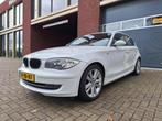 BMW 1-Serie 2.0 118I 5DR 2008 Wit, Auto's, 1-Serie, 65 €/maand, 1995 cc, Zwart