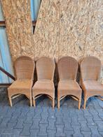4 rieten stoelen, Ophalen, Zo goed als nieuw, Bruin, Twee