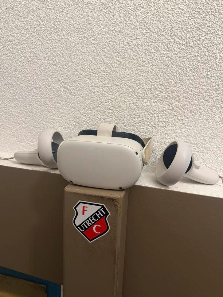 Meta Quest 2 VR Headset 128gb, Spelcomputers en Games, Virtual Reality, Zo goed als nieuw, Pc, VR-bril, Ophalen of Verzenden