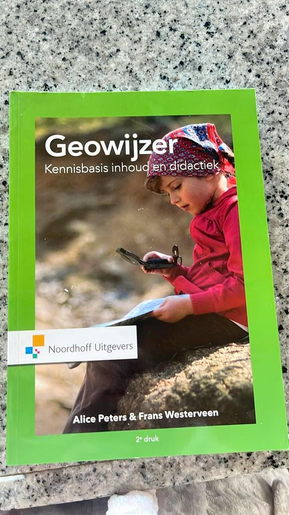 Alice Peters - Geowijzer, Boeken, Wetenschap, Zo goed als nieuw, Sociale wetenschap, Ophalen of Verzenden