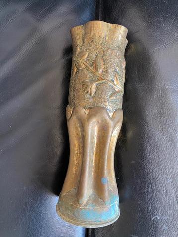 WO2 TRENCH ART 25 ponder GRANAATHULS.  beschikbaar voor biedingen