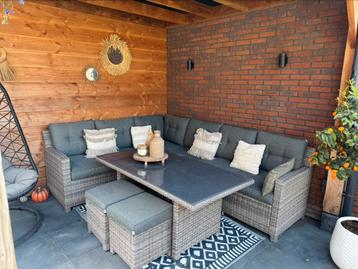 Prachtige complete tuinset 200*250 beschikbaar voor biedingen