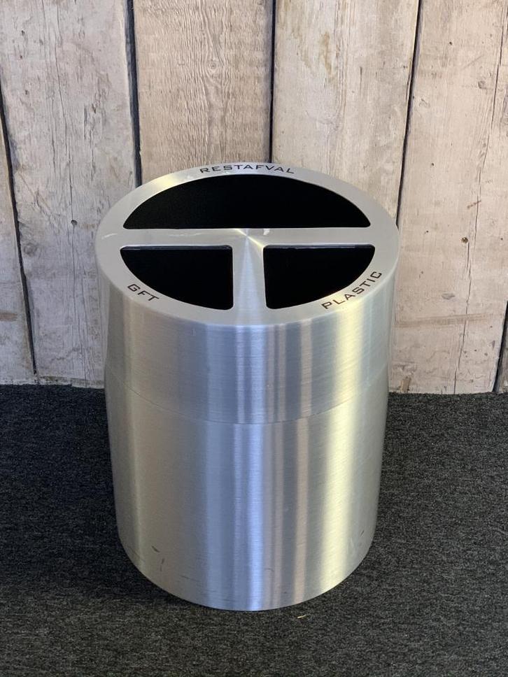 Aluminium geborstelde prullenbakken, Huis en Inrichting, Woonaccessoires | Prullenbakken, Gebruikt, Rvs, 50 tot 75 cm, 10 tot 20 liter