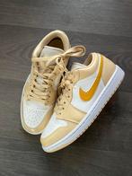 Air Jordans – Lichtgeel, Maat 40.5 – Gloednieuw!, Ophalen of Verzenden, Nieuw, Sneakers of Gympen