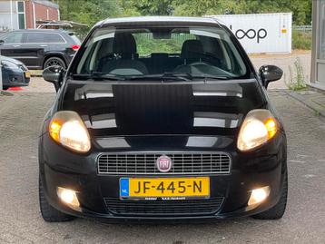Fiat Punto Active 1.4 5DR • APK FEB 2026 • NW BAK/KOPPELING beschikbaar voor biedingen