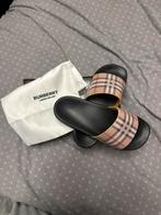 Burberry badslippers, Verzenden, Zo goed als nieuw, 17 tot 18, Dame