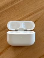 APPLE AirPods Pro 2 A2700 charging case, Ophalen of Verzenden, Gebruikt, In oorschelp (earbud)