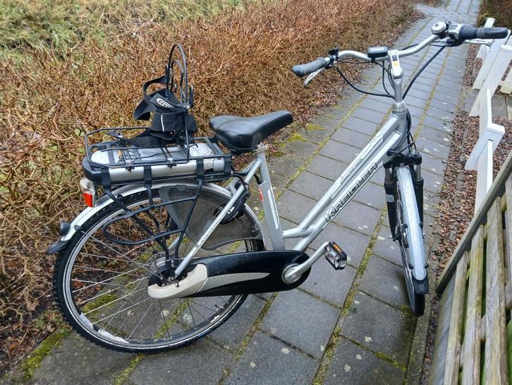 Elektrische fiets, Fietsen en Brommers, Brommerhelmen, Gebruikt, Ophalen of Verzenden