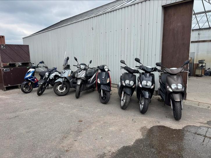 Scooters voor export piaggio yamaha peugeot chinees, Fietsen en Brommers, Overige Fietsen en Brommers, Gebruikt, Ophalen of Verzenden