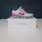 Nike Air VaporMax 2019 Grey Pink (Women's), Kleding | Dames, Schoenen, Ophalen of Verzenden, Zo goed als nieuw, Grijs, Sneakers of Gympen